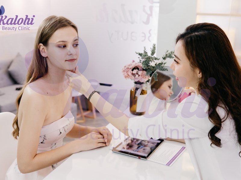 TIPS: LÀM THẾ NÀO ĐỂ CHĂM SÓC LÀN DA KHI ĐEO KHẨU TRANG CẢ NGÀY